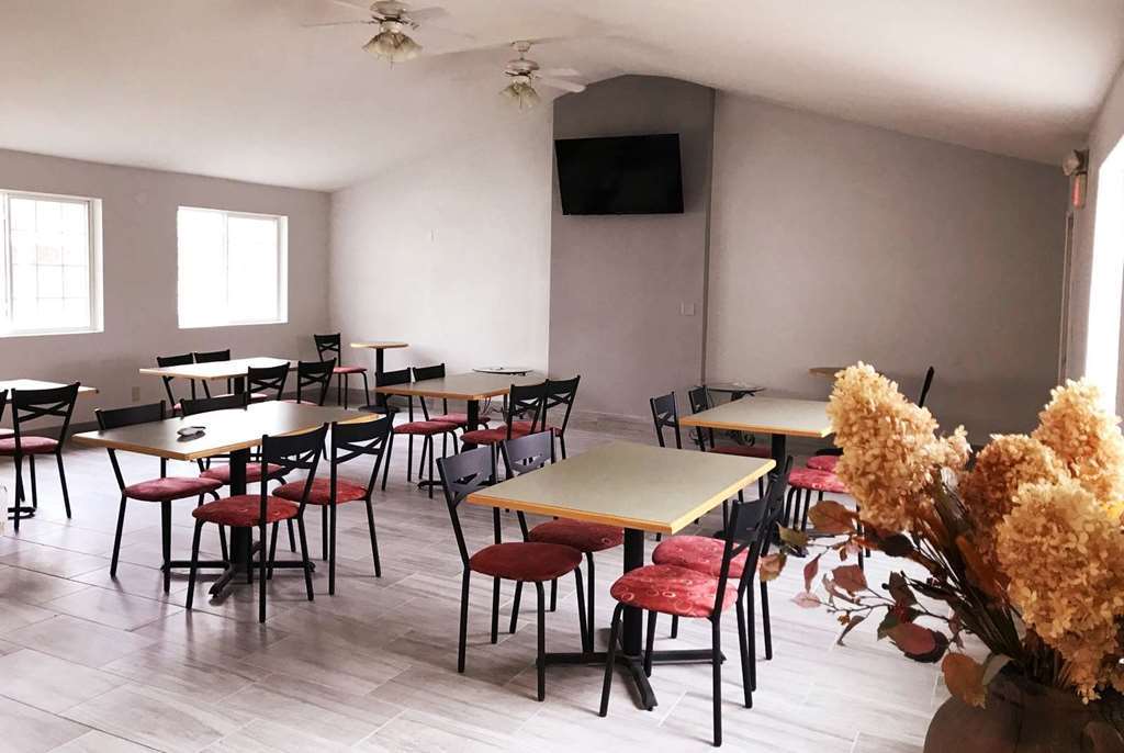 Baymont By Wyndham Des Moines North Hotel Facilities photo